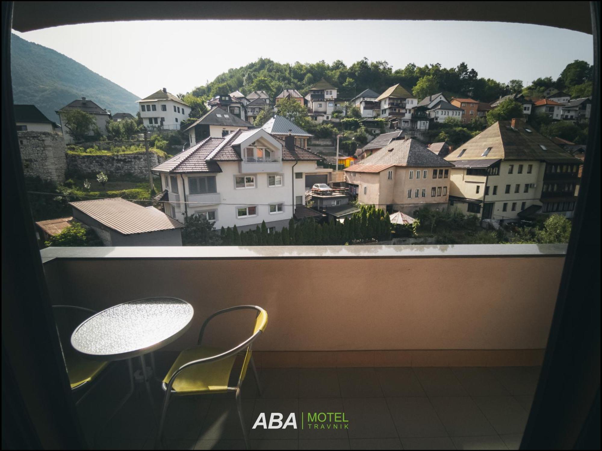 Garni Motel Aba Travnik Luaran gambar