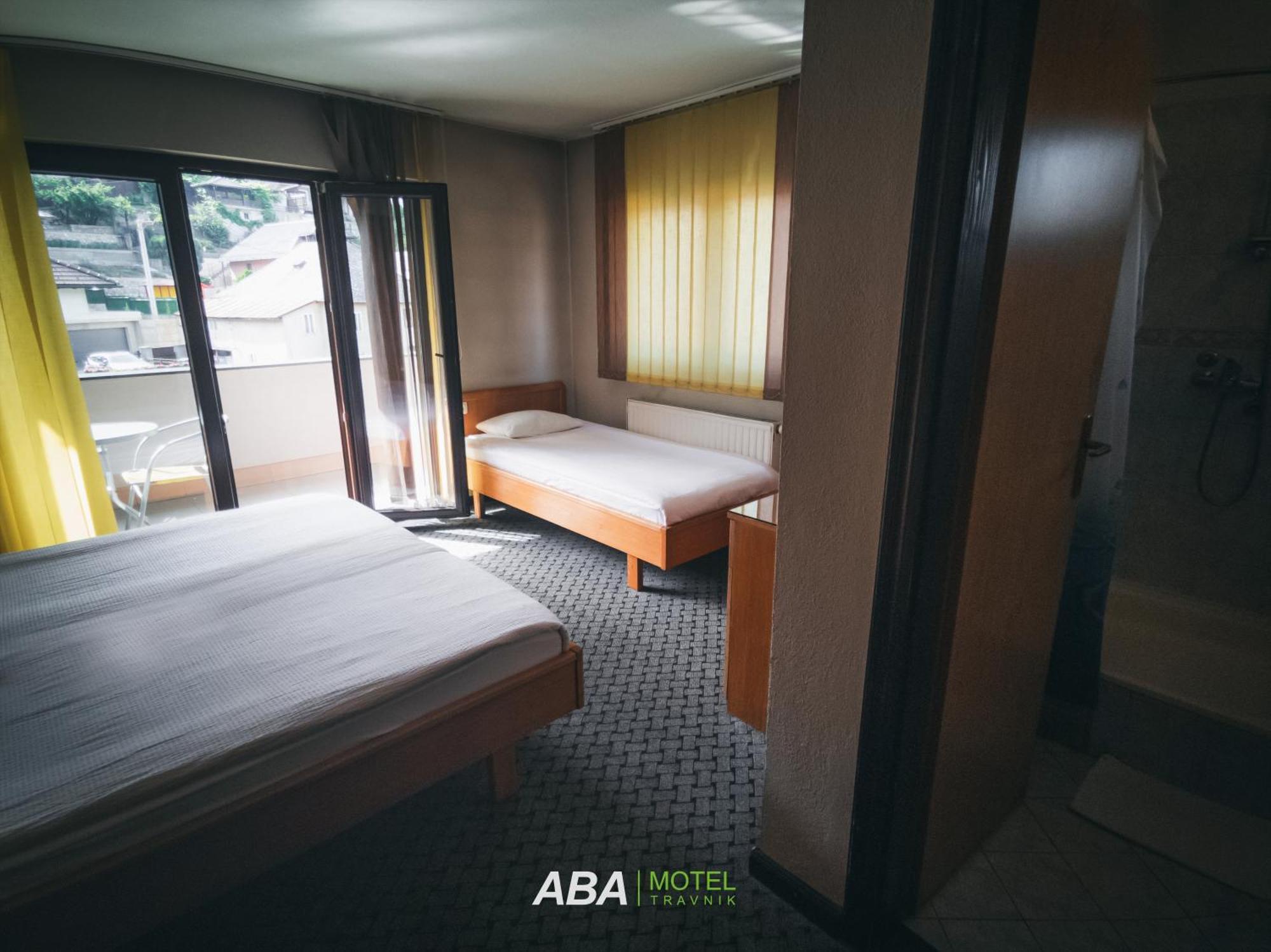 Garni Motel Aba Travnik Luaran gambar