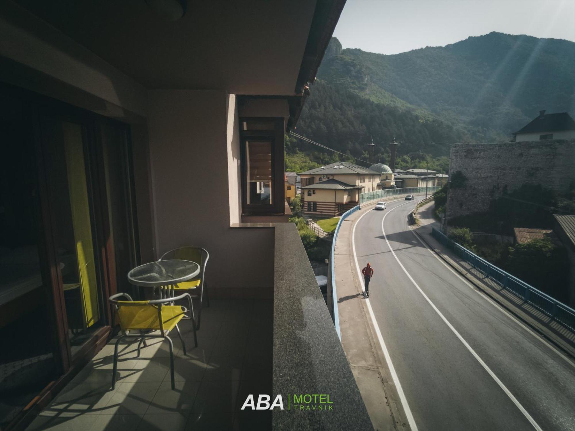 Garni Motel Aba Travnik Luaran gambar