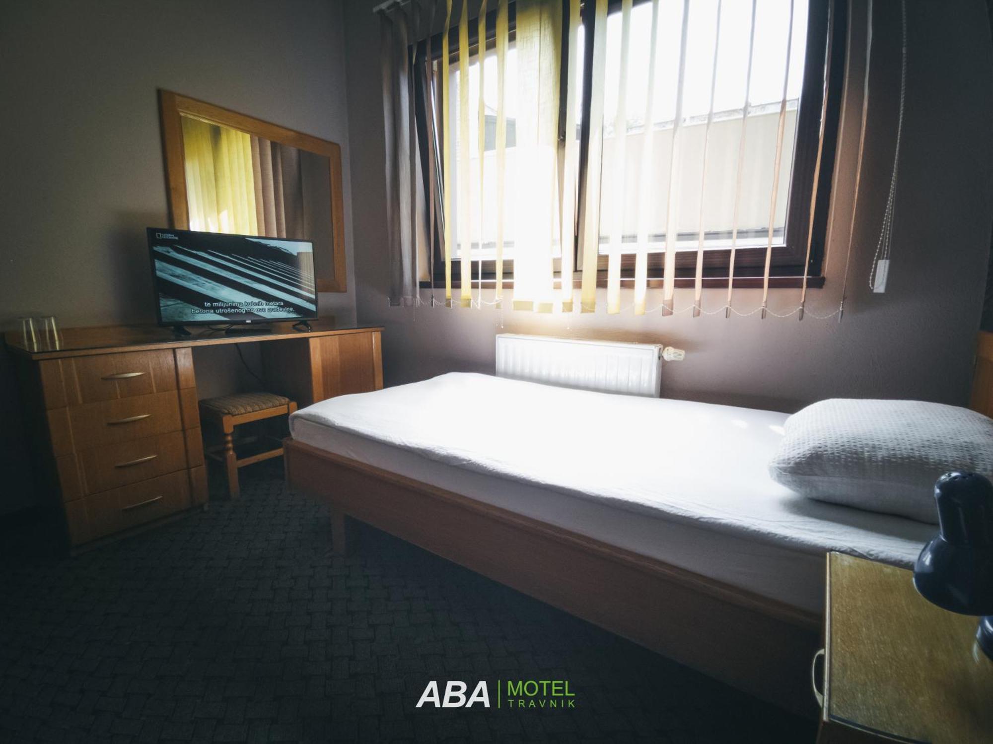 Garni Motel Aba Travnik Luaran gambar