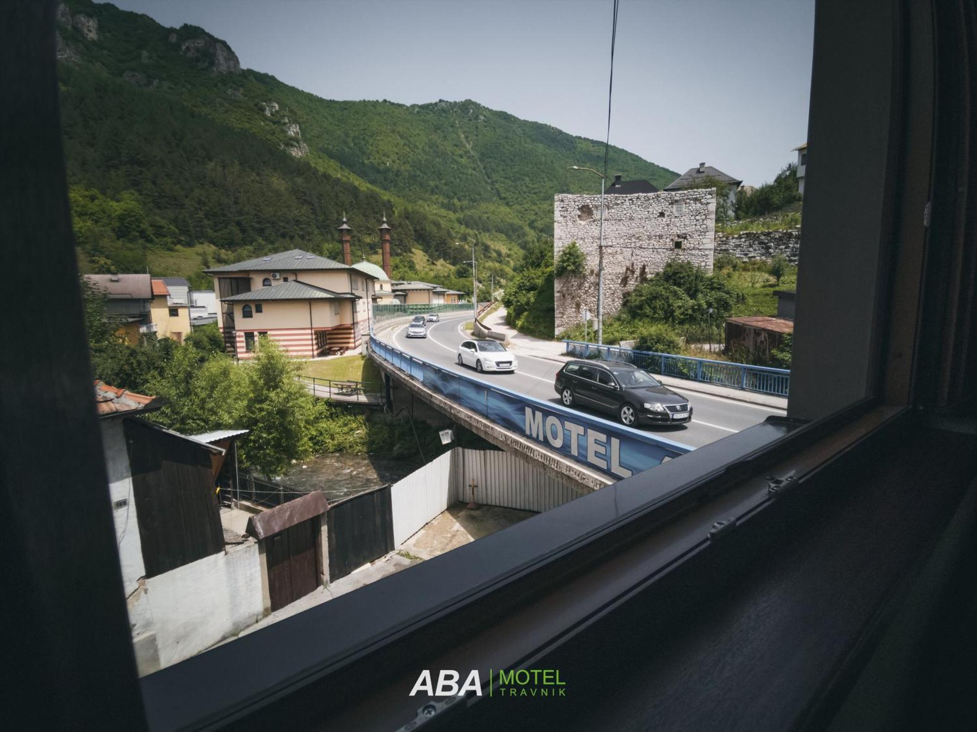 Garni Motel Aba Travnik Luaran gambar
