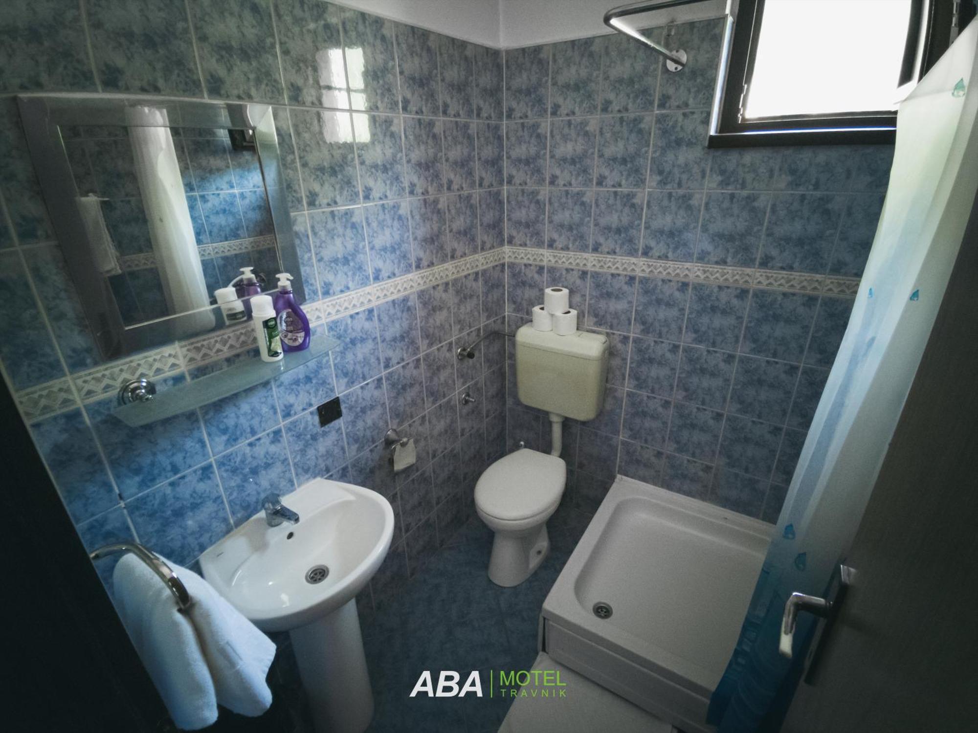 Garni Motel Aba Travnik Luaran gambar