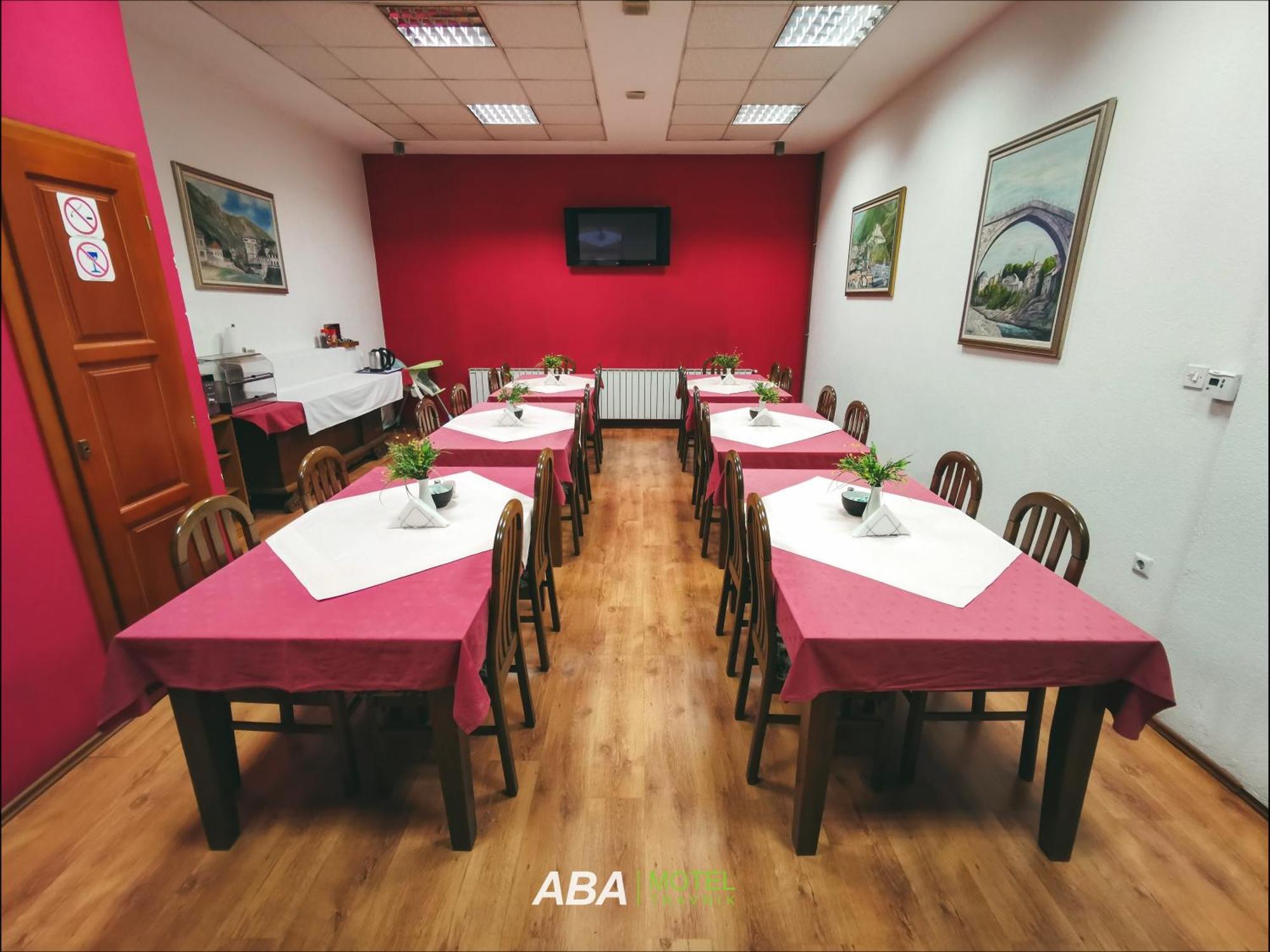Garni Motel Aba Travnik Luaran gambar