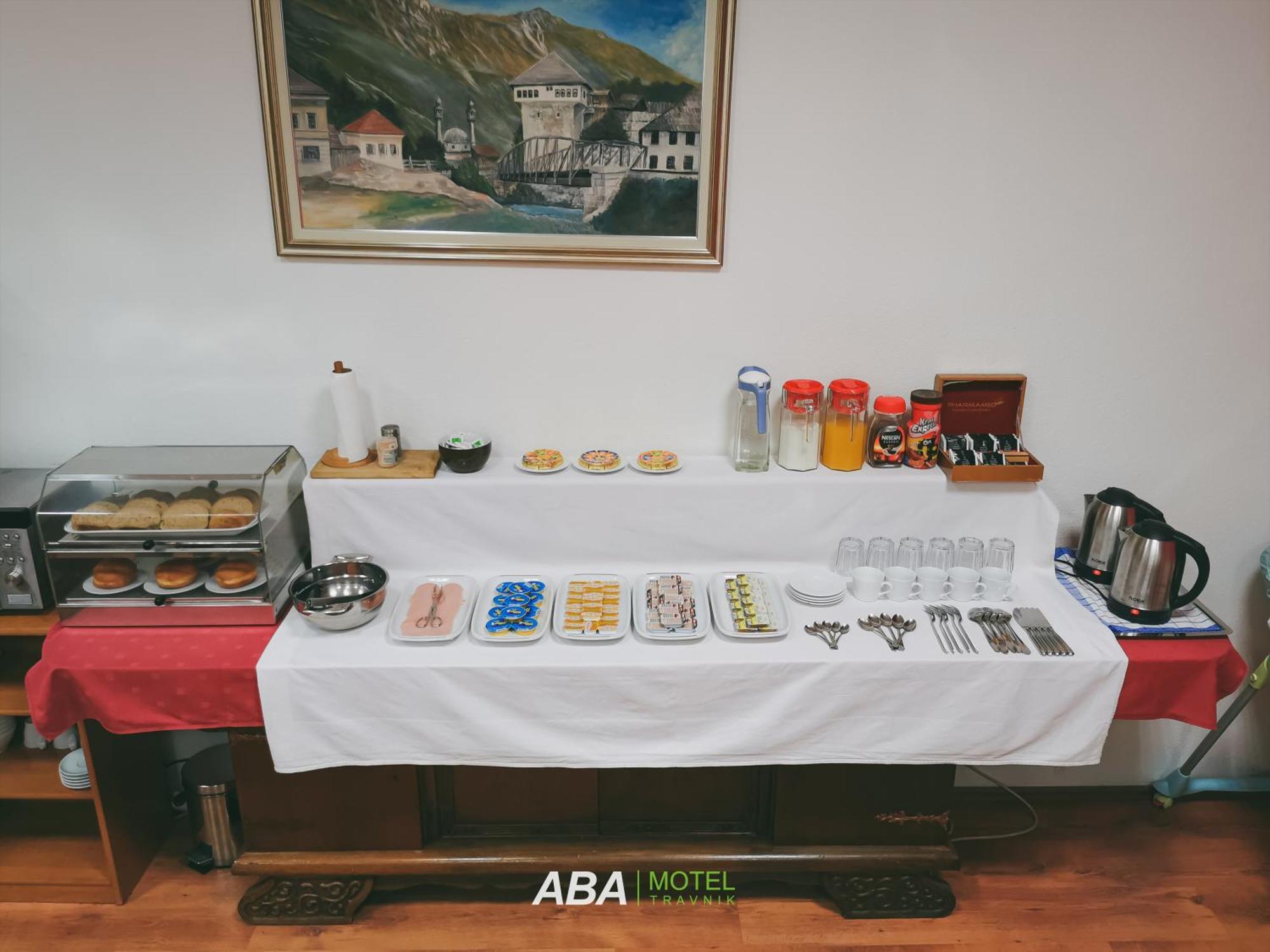 Garni Motel Aba Travnik Luaran gambar