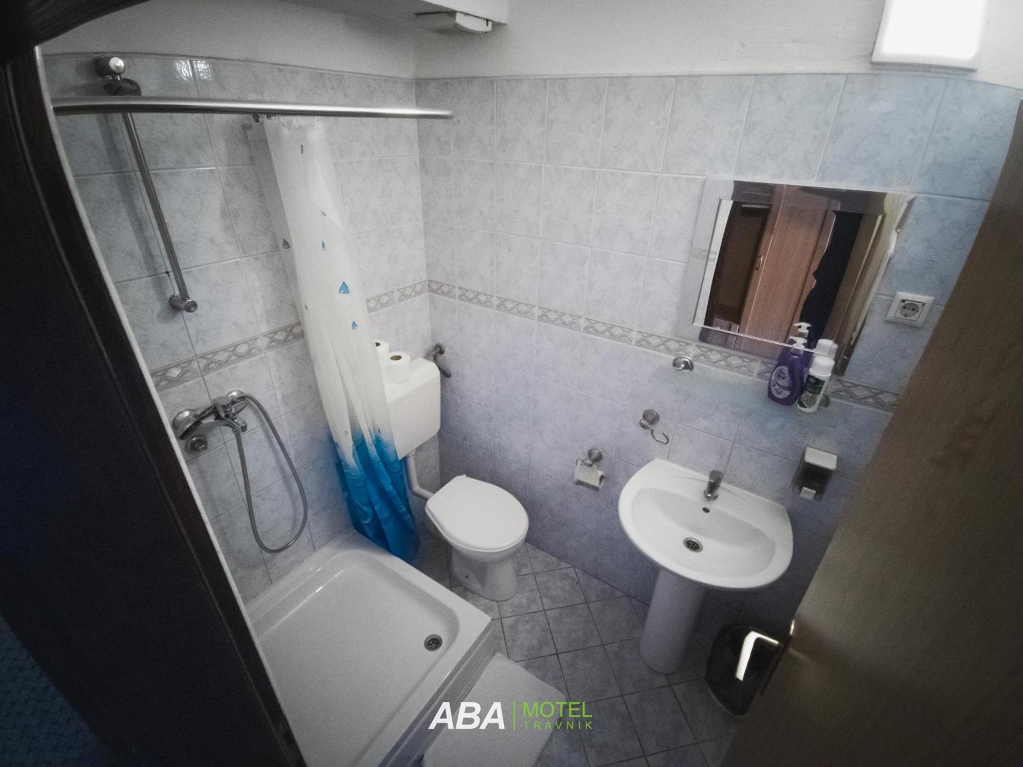 Garni Motel Aba Travnik Luaran gambar