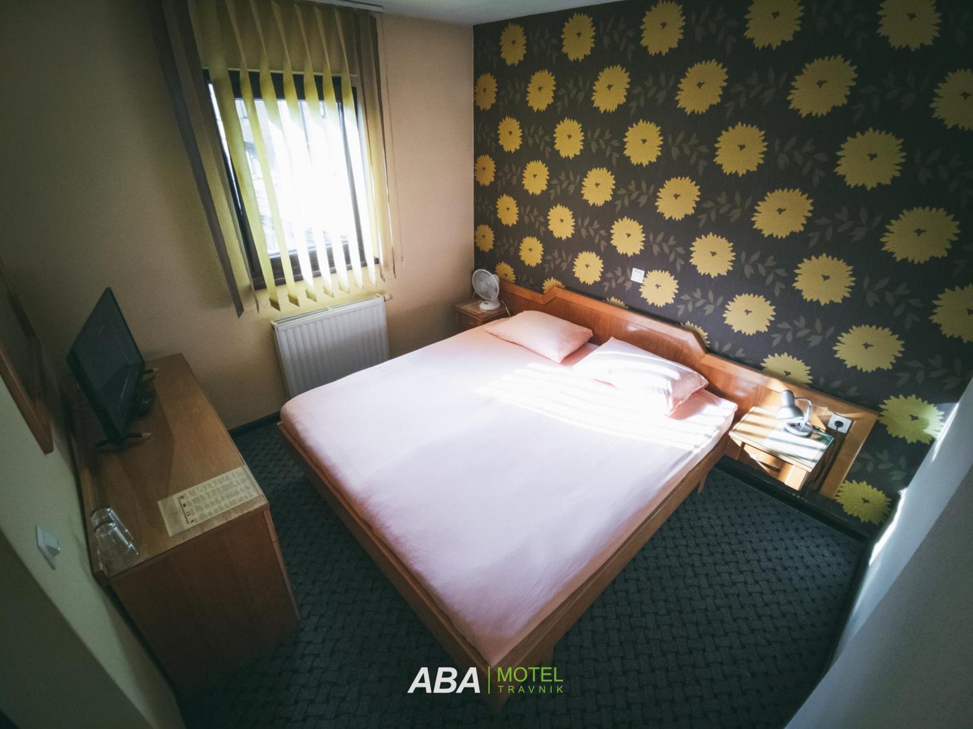 Garni Motel Aba Travnik Luaran gambar